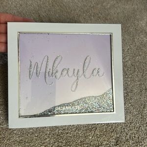 Glamlite x Mikayla original palette